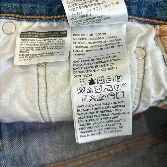 Levi’s button front high rise blue denim shorts in size 29 - Picture 5 of 6